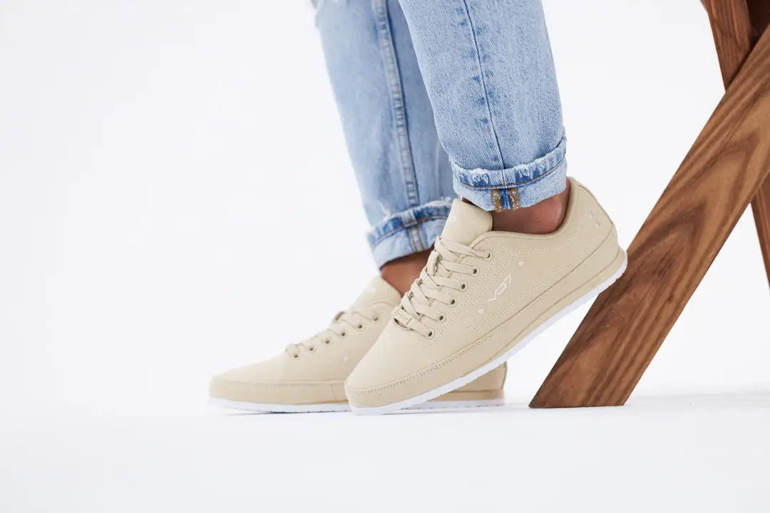 LES SNEAKERS VO7: UN CHOIX DURABLE ET TENDANCE POUR 2025