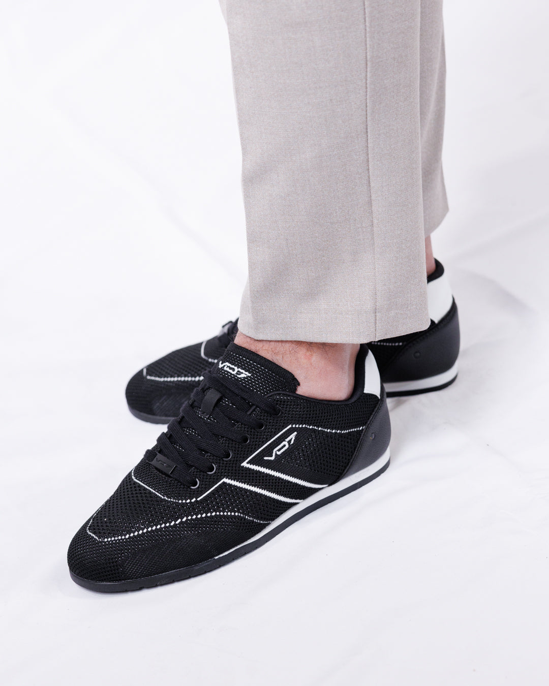 V 07 YACHT 7 BLACK SNEAKERS ELÉGANCE NOIR 7
