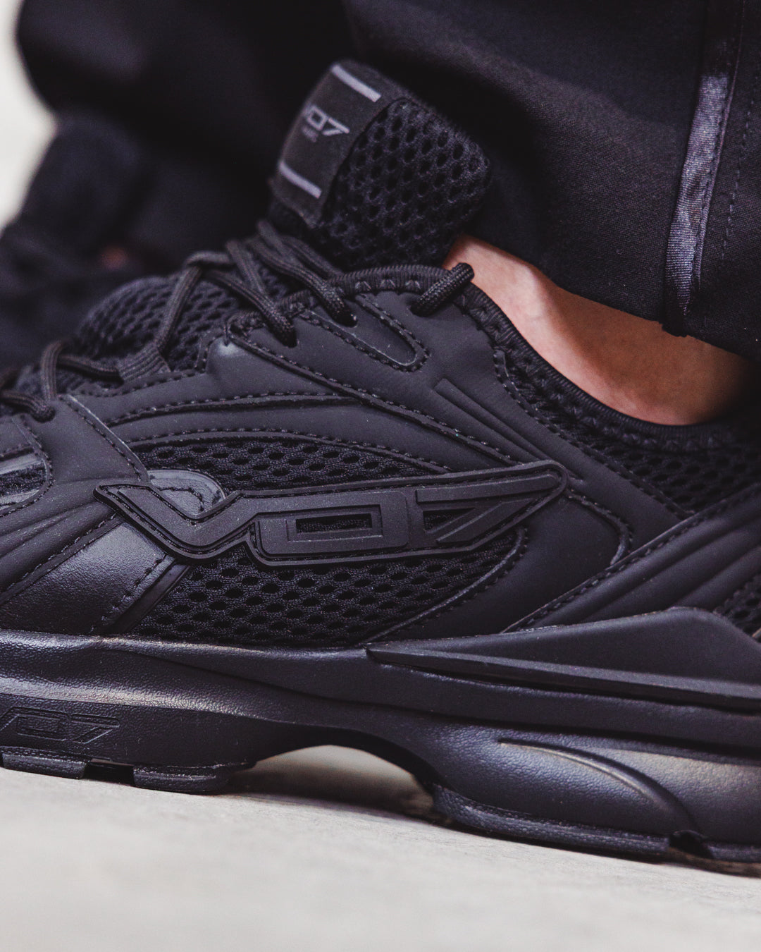 V 07 K SEVEN DKR SNEAKERS STREET NOIR 8
