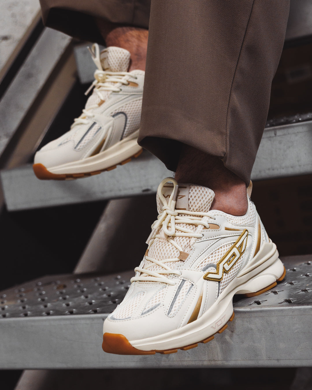 V 07 K SEVEN BEIGE SNEAKERS STREET BEIGE 6