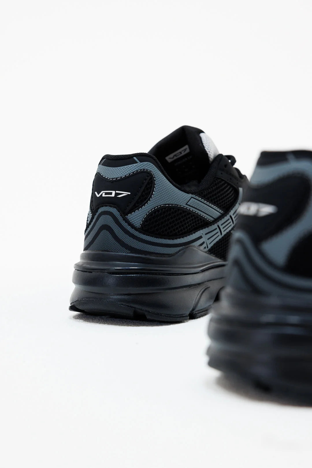 V 07 MADJER DK SNEAKERS STREET NOIR 9