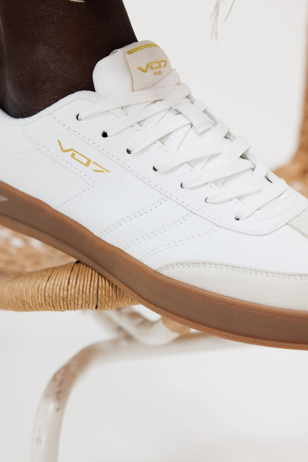 V 07 RIO WHITE SNEAKERS ELÉGANCE NOIR 3