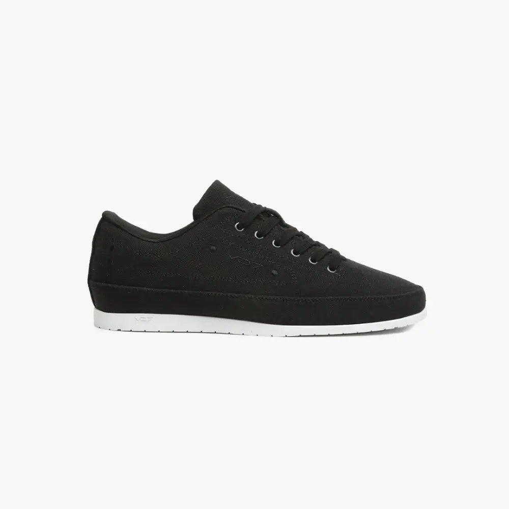 YACHT BLACK BK
