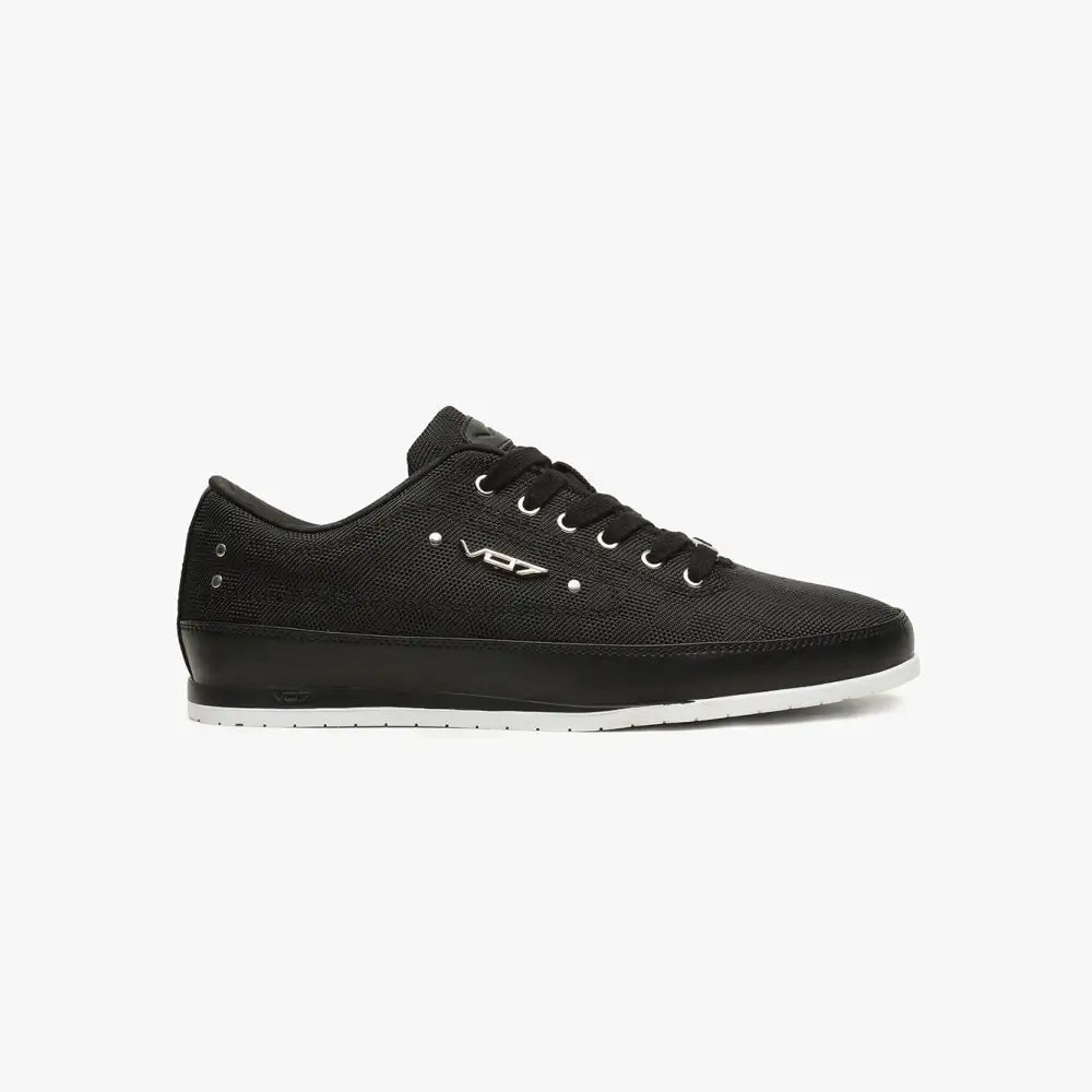 YACHT SQUARE BLACK